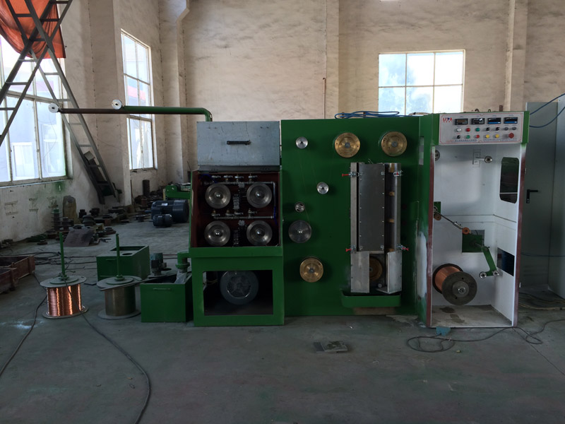Double wire drawing machine